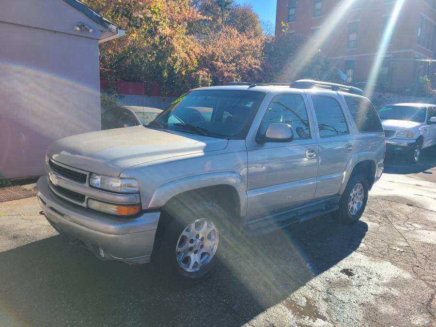 Used 2005 Chevrolet Tahoe in Derby, Connecticut | Bridge Motors LLC. Derby, Connecticut