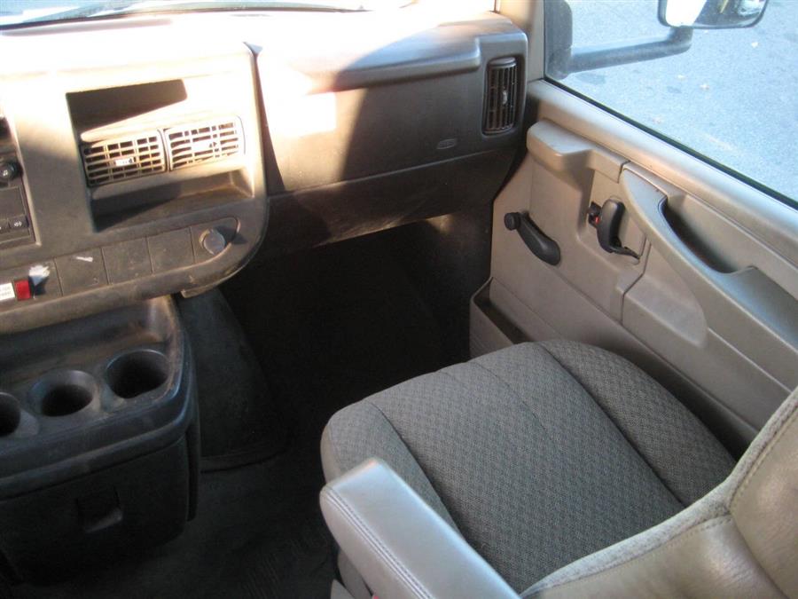 2009 GMC Savana 3500 2dr Commercial/Cutaway/Chassis 139 177 in. WB, available for sale in Massapequa, New York | Rite Choice Auto Inc.. Massapequa, New York 2009 GMC Savana 3500 2dr Commercial/Cutaway/Chassis 139 177 in. WB, available for sale in Massapequa, New York | Rite Choice Auto Inc.. Massapequa, New York