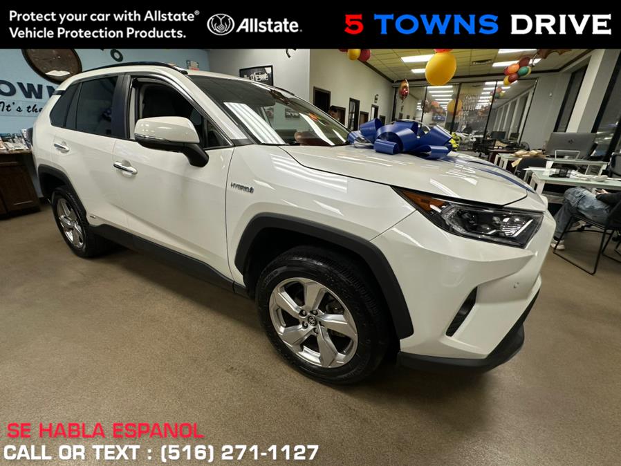 Used 2021 Toyota RAV4 in Inwood, New York | 5 Towns Drive. Inwood, New York