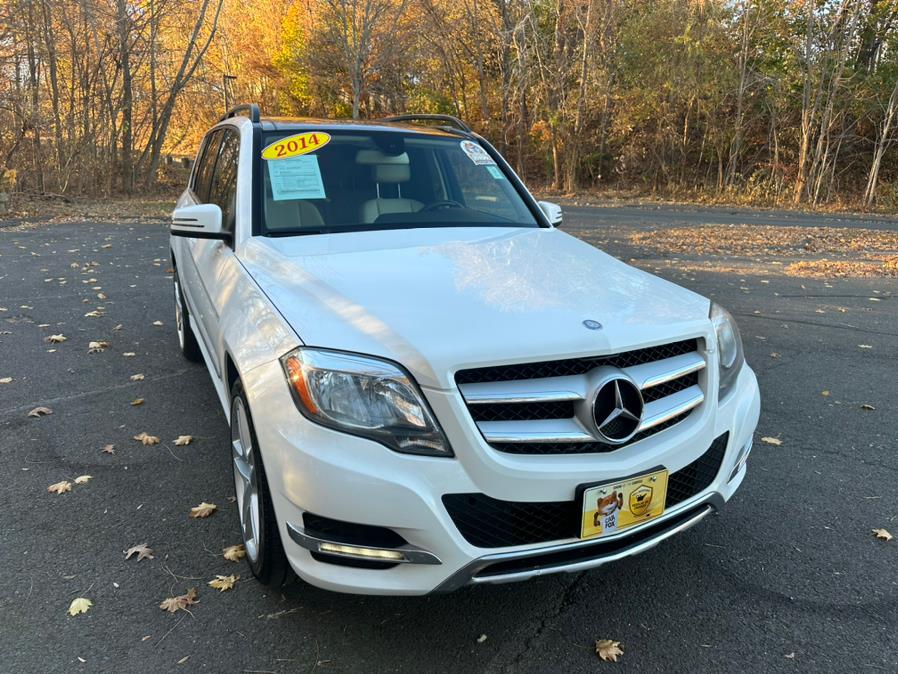 Used 2014 Mercedes-Benz GLK-Class in New Britain, Connecticut | Supreme Automotive. New Britain, Connecticut