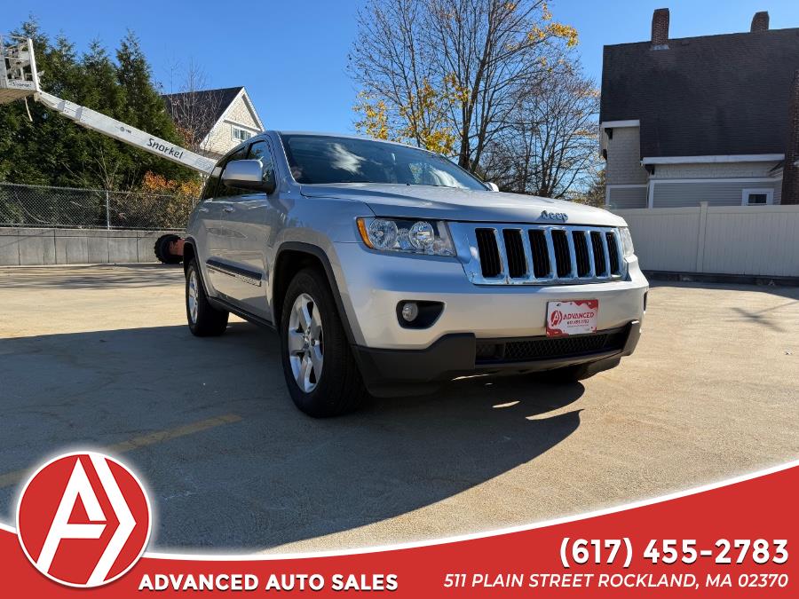 2011 Jeep Grand Cherokee Laredo photo 6