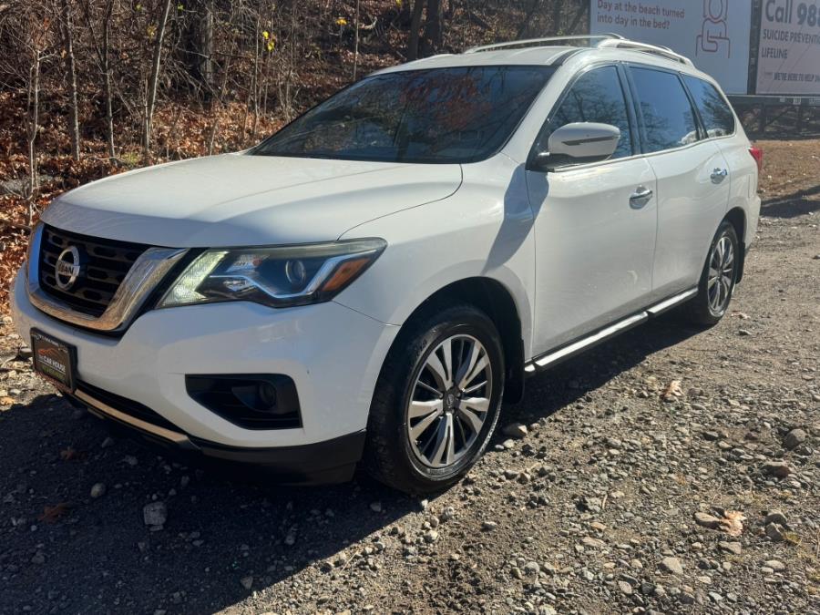 Used 2017 Nissan Pathfinder in Bloomingdale, New Jersey | Bloomingdale Auto Group. Bloomingdale, New Jersey