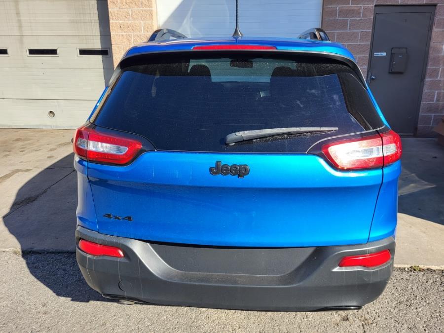 2017 Jeep Cherokee Sport 4x4, available for sale in Wolcott, New York | Auto Hunter CNY. Wolcott, New York 2017 Jeep Cherokee Sport 4x4, available for sale in Wolcott, New York | Auto Hunter CNY. Wolcott, New York