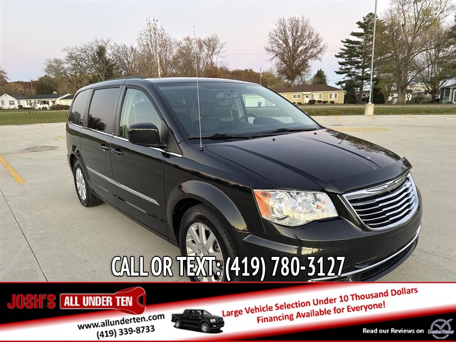 Used 2013 Chrysler Town & Country in Elida, Ohio | Josh's All Under Ten LLC. Elida, Ohio