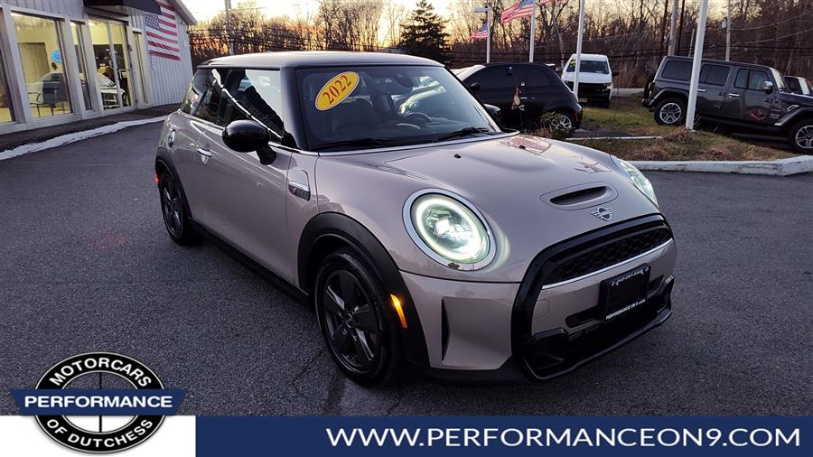 Used 2022 MINI Hardtop 2 Door in Wappingers Falls, New York | Performance Motor Cars. Wappingers Falls, New York