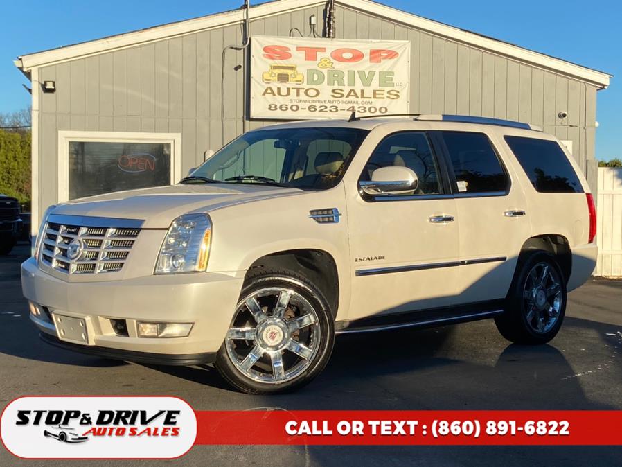 Used 2011 Cadillac Escalade in East Windsor, Connecticut | Stop & Drive Auto Sales. East Windsor, Connecticut