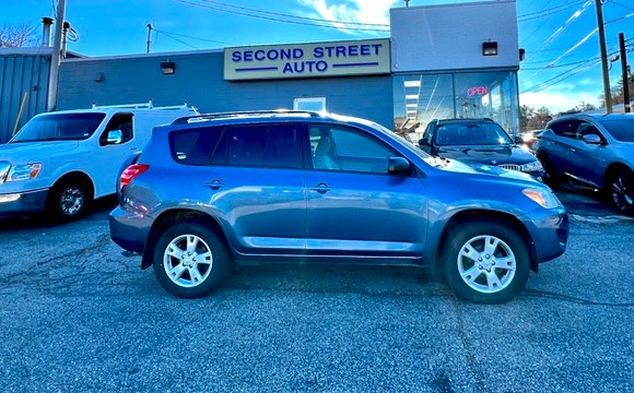 Used 2012 Toyota RAV4 in Manchester, New Hampshire | Second Street Auto Sales Inc. Manchester, New Hampshire