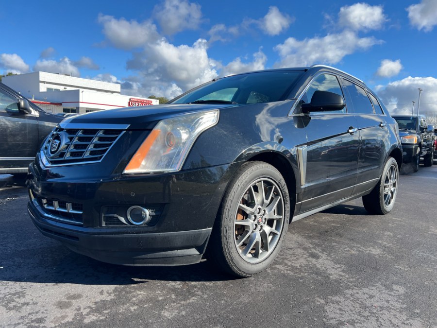 Used 2016 Cadillac SRX in Ortonville, Michigan | Marsh Auto Sales LLC. Ortonville, Michigan