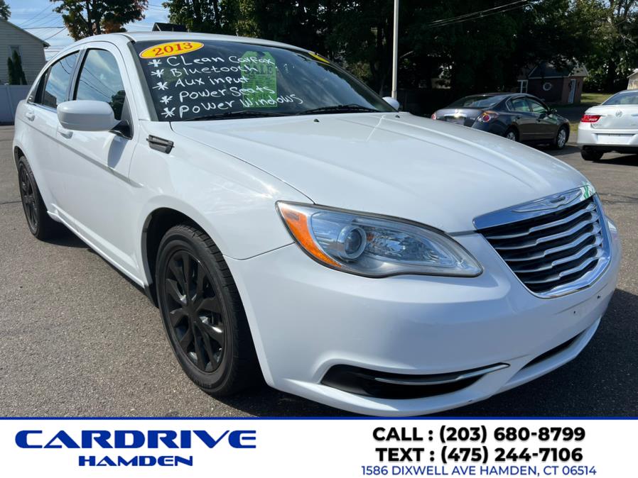 Used 2013 Chrysler 200 in Hamden, Connecticut | CARdrive Auto Group 6 LLC. Hamden, Connecticut