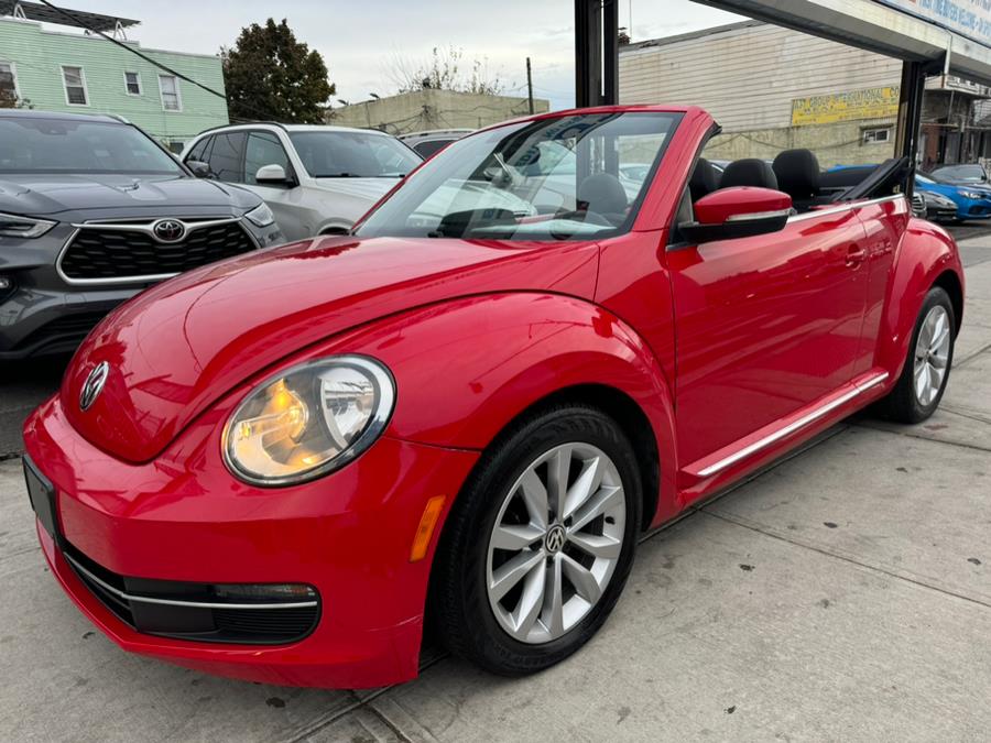 Used 2013 Volkswagen Beetle Convertible in Jamaica, New York | Sunrise Autoland. Jamaica, New York