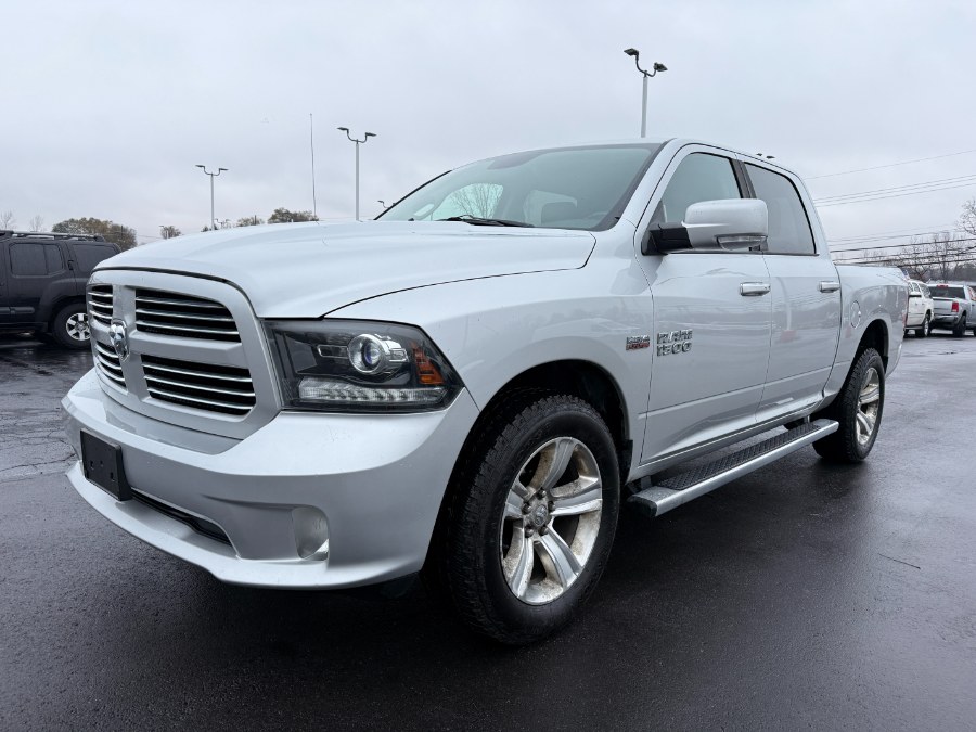 Used 2016 Ram 1500 in Ortonville, Michigan | Marsh Auto Sales LLC. Ortonville, Michigan