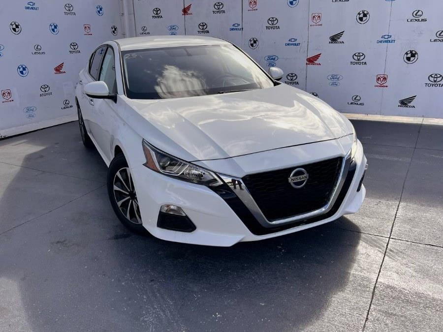 Used 2019 Nissan Altima in Santa Ana, California | Auto Max Of Santa Ana. Santa Ana, California