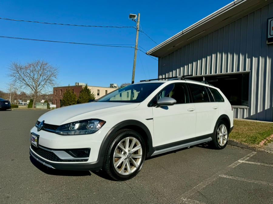 Used 2018 Volkswagen Golf Alltrack in Berlin, Connecticut | Tru Auto Mall. Berlin, Connecticut