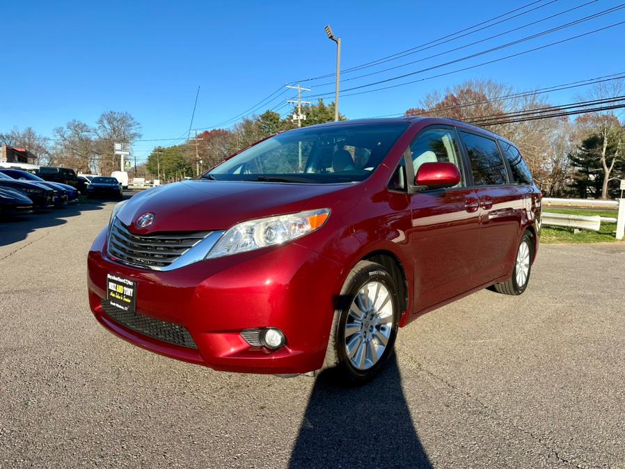 Used 2014 Toyota Sienna in South Windsor, Connecticut | Mike And Tony Auto Sales, Inc. South Windsor, Connecticut