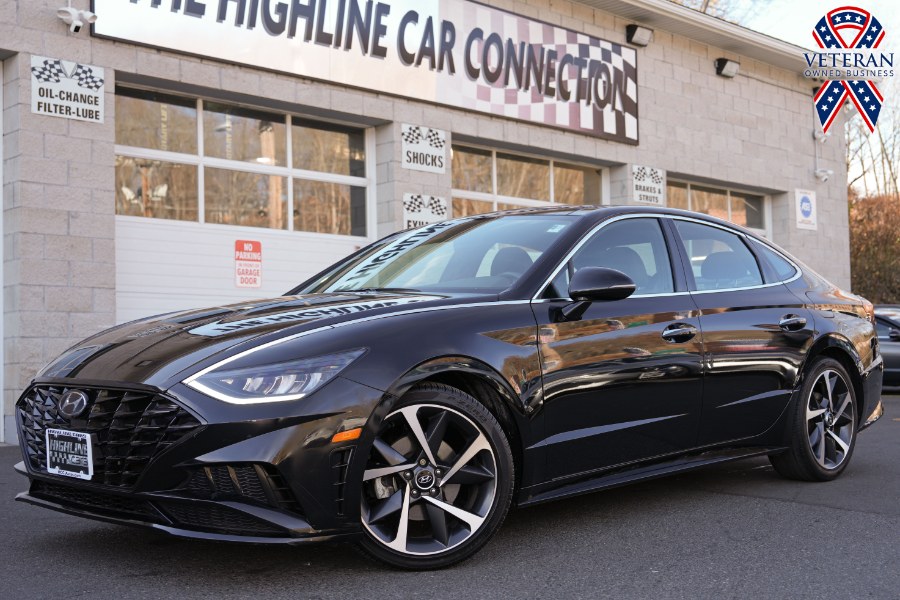 Used 2022 Hyundai Sonata in Waterbury, Connecticut | Highline Car Connection. Waterbury, Connecticut