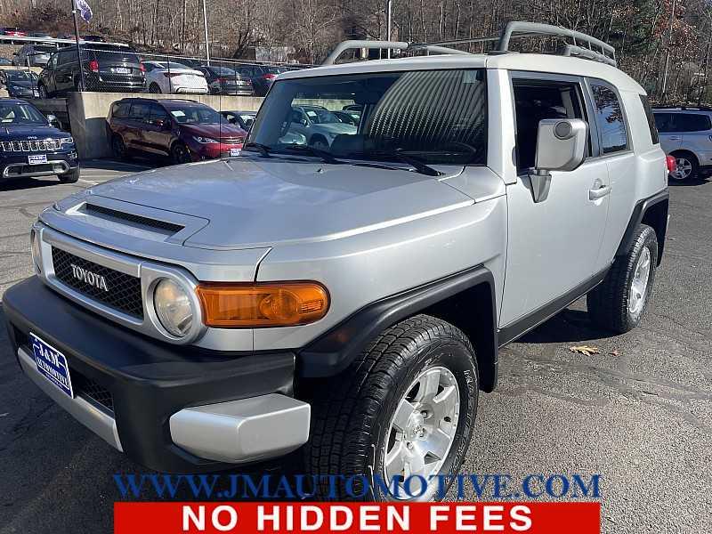 Used 2007 Toyota Fj Cruiser in Naugatuck, Connecticut | J&M Automotive Sls&Svc LLC. Naugatuck, Connecticut