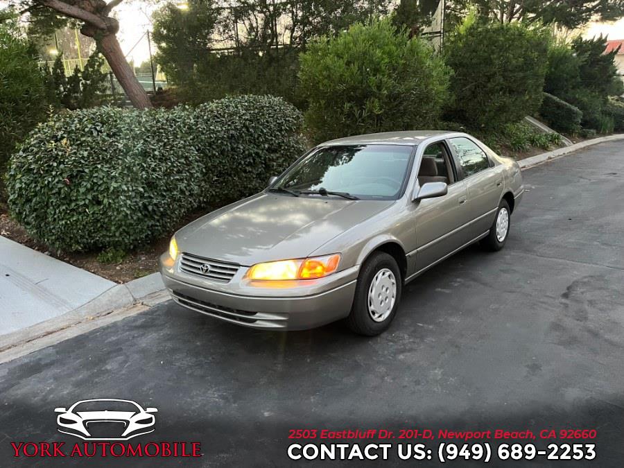 Used 1999 Toyota Camry in Newport Beach, California | York Automobile. Newport Beach, California