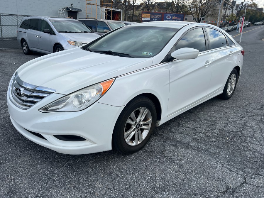 Used 2013 Hyundai Sonata in Bethlehem, Pennsylvania | Best Auto Deals LLC. Bethlehem, Pennsylvania