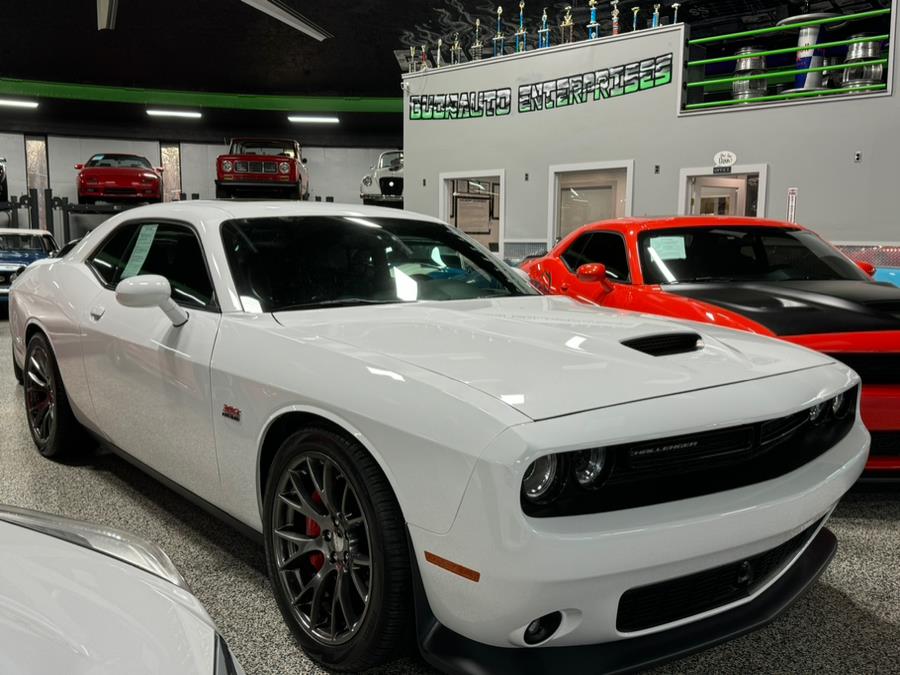 Used 2016 Dodge Challenger in Oxford, Connecticut | Buonauto Enterprises. Oxford, Connecticut