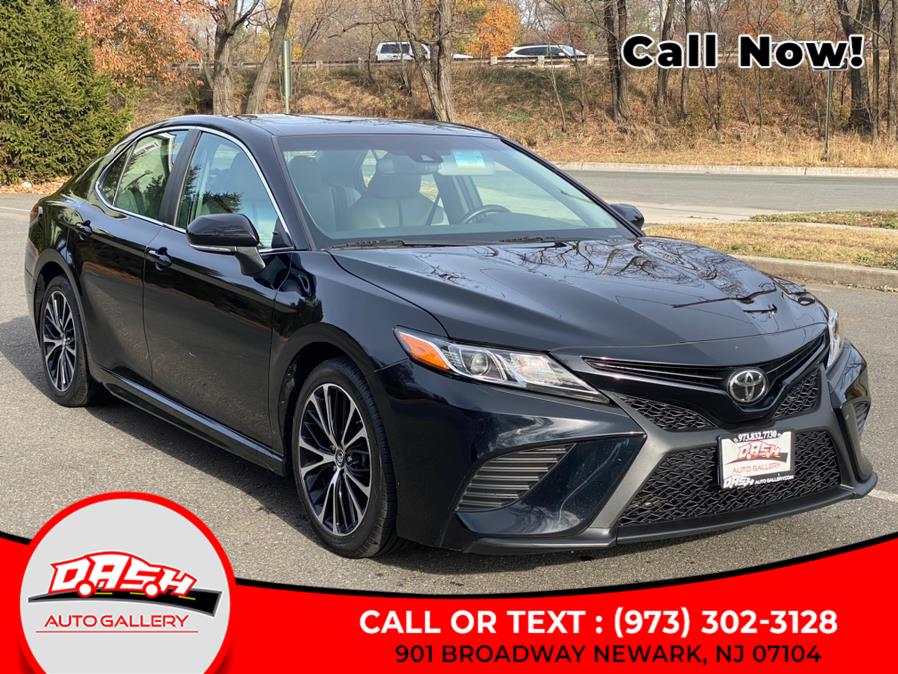 Used 2018 Toyota Camry in Newark, New Jersey | Dash Auto Gallery Inc.. Newark, New Jersey