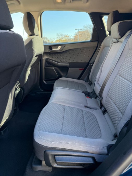 2020 Ford Escape SE photo 9