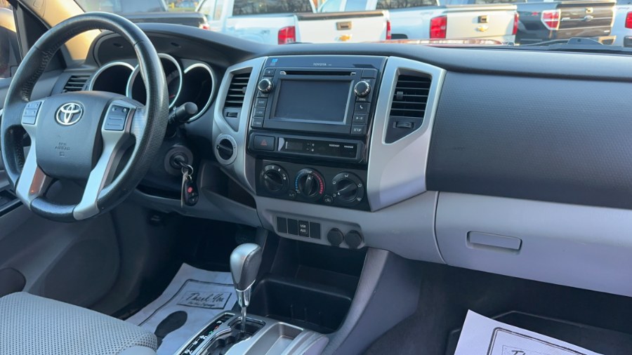 2013 Toyota Tacoma Base photo 13