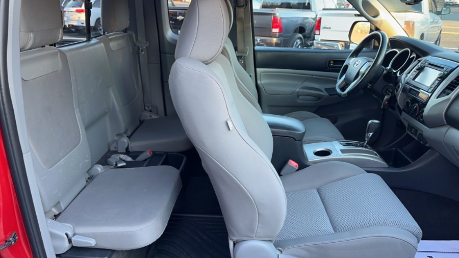 2013 Toyota Tacoma Base photo 10