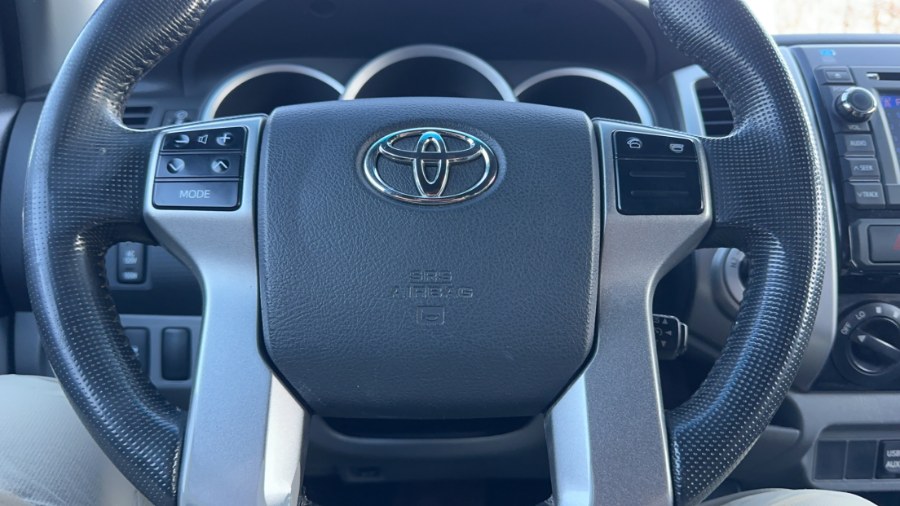 2013 Toyota Tacoma Base photo 16