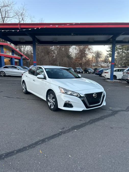 Used 2021 Nissan Altima in Windsor Locks, Connecticut | JANNA MOTORS LLC. Windsor Locks, Connecticut