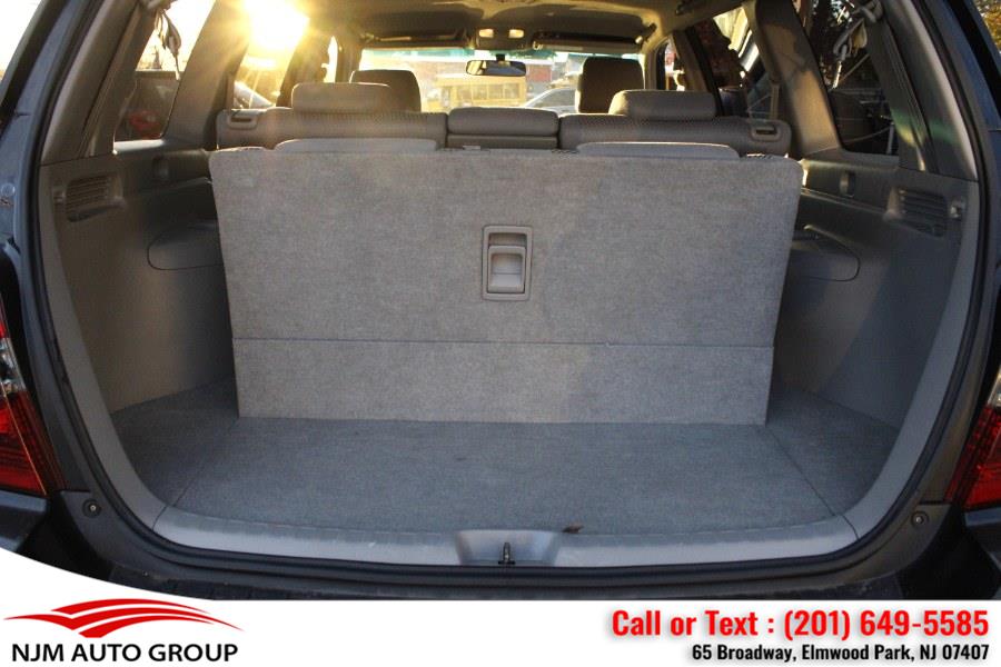 2006 Toyota Highlander 4dr V6 4WD w/3rd Row, available for sale in Elmwood Park, New Jersey | NJM Auto Group. Elmwood Park, New Jersey 2006 Toyota Highlander 4dr V6 4WD w/3rd Row, available for sale in Elmwood Park, New Jersey | NJM Auto Group. Elmwood Park, New Jersey