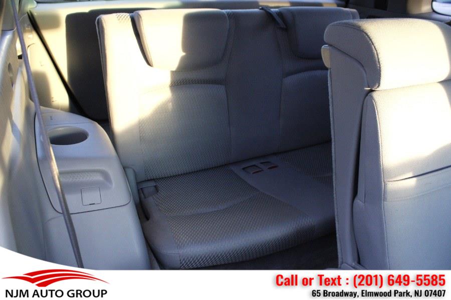 2006 Toyota Highlander 4dr V6 4WD w/3rd Row, available for sale in Elmwood Park, New Jersey | NJM Auto Group. Elmwood Park, New Jersey 2006 Toyota Highlander 4dr V6 4WD w/3rd Row, available for sale in Elmwood Park, New Jersey | NJM Auto Group. Elmwood Park, New Jersey