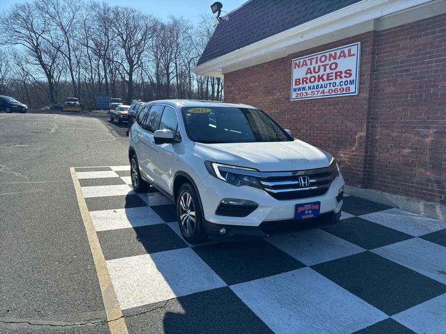 Used 2017 Honda Pilot in Waterbury, Connecticut | National Auto Brokers, Inc.. Waterbury, Connecticut