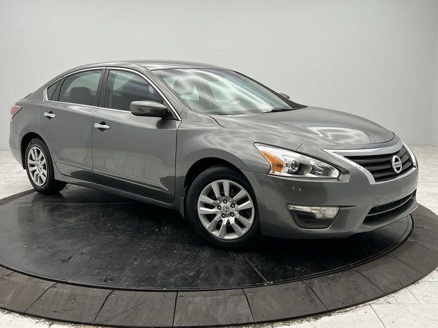 Used 2015 Nissan Altima in Bronx, New York | Eastchester Motor Cars. Bronx, New York