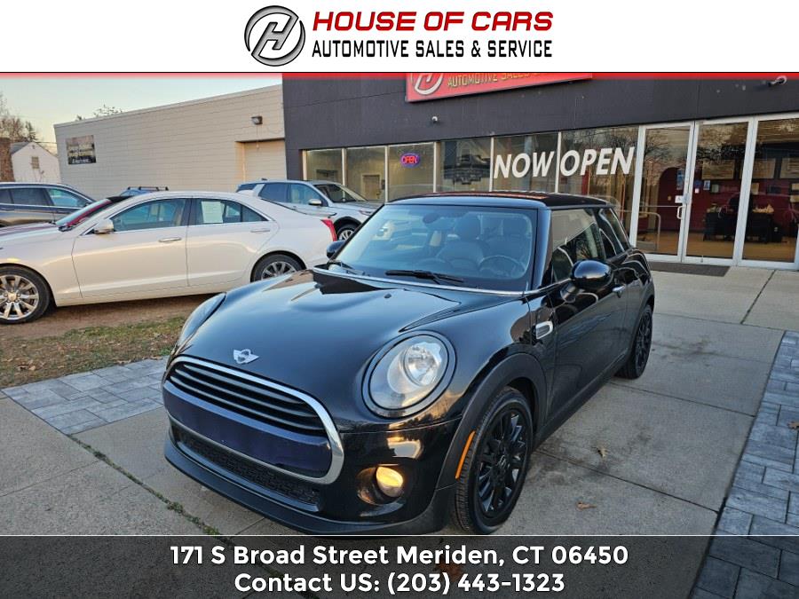 Used 2017 MINI Hardtop 2 Door in Meriden, Connecticut | House of Cars CT. Meriden, Connecticut