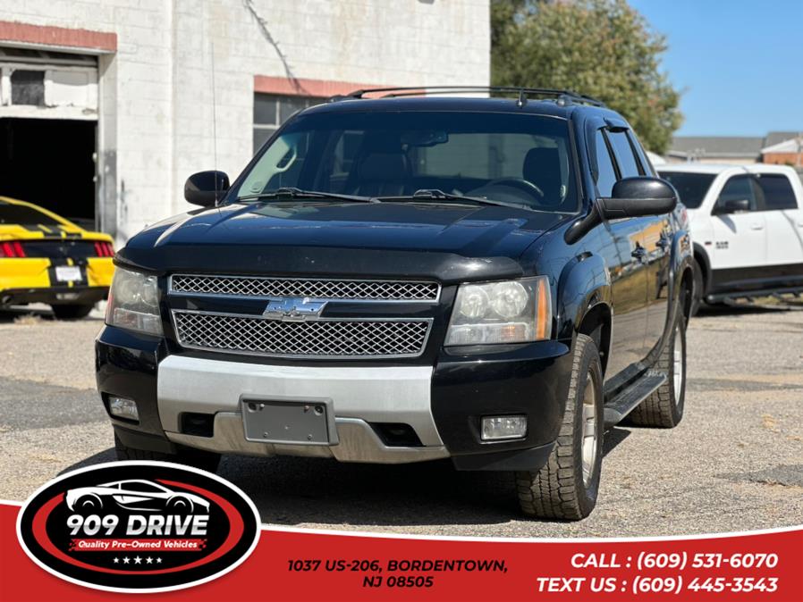 Used 2009 Chevrolet Avalanche in BORDENTOWN, New Jersey | 909 Drive. BORDENTOWN, New Jersey