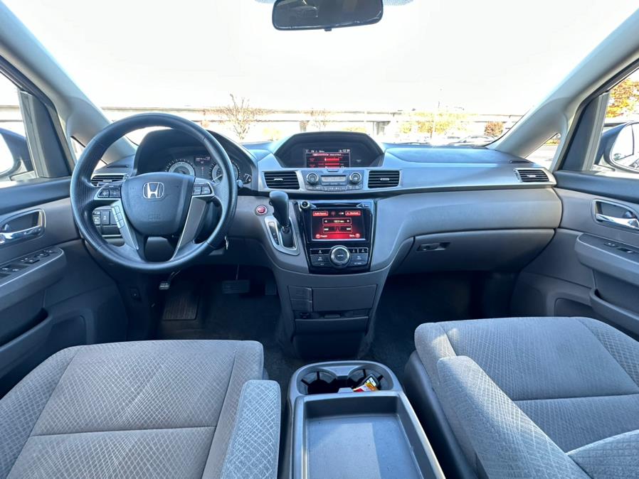 2016 Honda Odyssey 5dr EX, available for sale in Lindenhurst, New York | Cargenic Automotive. Lindenhurst, New York 2016 Honda Odyssey 5dr EX, available for sale in Lindenhurst, New York | Cargenic Automotive. Lindenhurst, New York