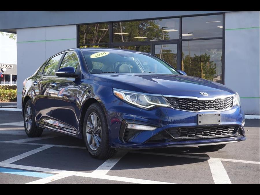 Used 2020 Kia Optima in Fort Myers, Florida | Carlux Fort Myers. Fort Myers, Florida