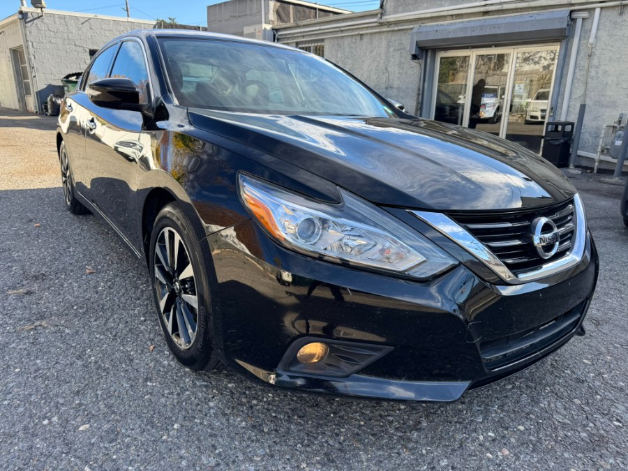 Used 2018 Nissan Altima in Great Neck, New York | Great Neck Car Buyers & Sellers. Great Neck, New York