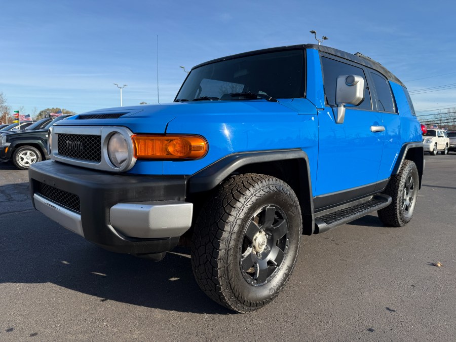 Used 2007 Toyota FJ Cruiser in Ortonville, Michigan | Marsh Auto Sales LLC. Ortonville, Michigan