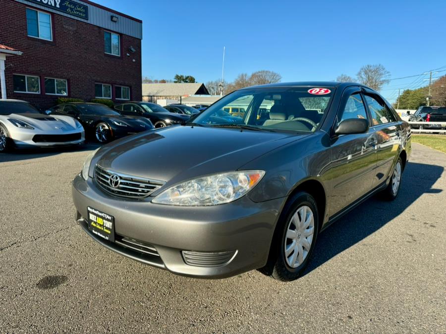 Used 2005 Toyota Camry in South Windsor, Connecticut | Mike And Tony Auto Sales, Inc. South Windsor, Connecticut