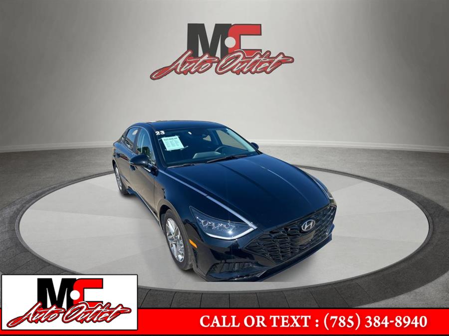 Used 2023 Hyundai Sonata in Colby, Kansas | M C Auto Outlet Inc. Colby, Kansas