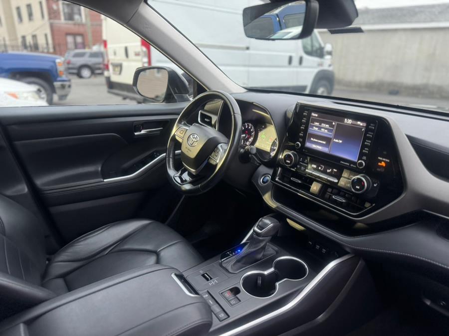 2021 Toyota Highlander XLE FWD (Natl), available for sale in Irvington, New Jersey | RT 603 Auto Mall. Irvington, New Jersey 2021 Toyota Highlander XLE FWD (Natl), available for sale in Irvington, New Jersey | RT 603 Auto Mall. Irvington, New Jersey