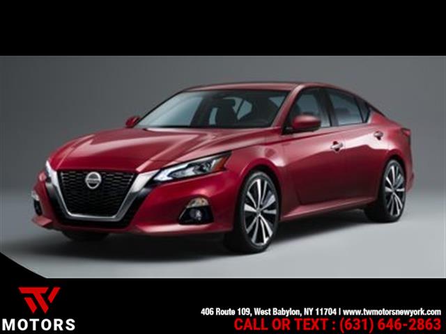 Used 2019 Nissan Altima in West Babylon, New York | TW Motors. West Babylon, New York