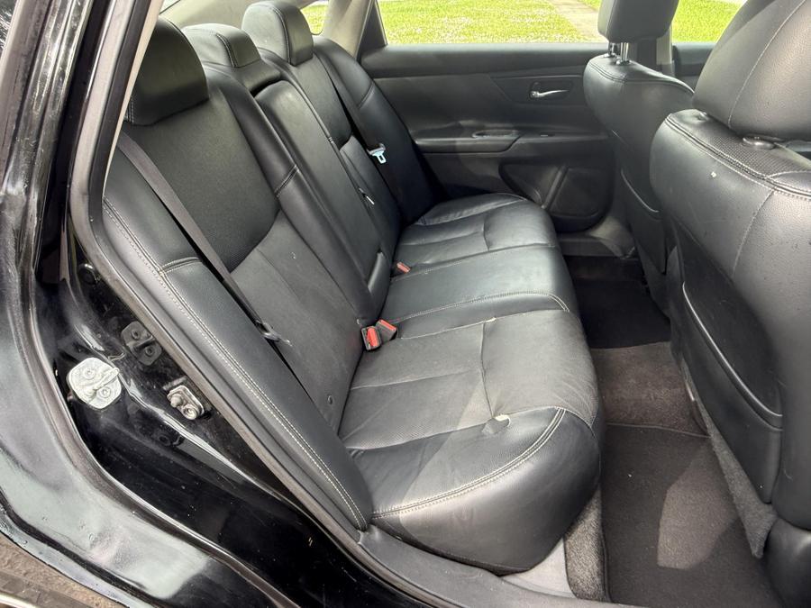 2016 Nissan Altima 2.5 SV Sedan 4D, available for sale in Hollywood, Florida | Select Auto Hollywood. Hollywood, Florida 2016 Nissan Altima 2.5 SV Sedan 4D, available for sale in Hollywood, Florida | Select Auto Hollywood. Hollywood, Florida