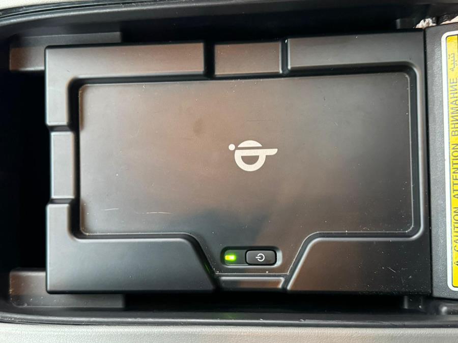 2021 Toyota Highlander XLE AWD (Natl), available for sale in Union, New Jersey | Drive Auto Boutique. Union, New Jersey 2021 Toyota Highlander XLE AWD (Natl), available for sale in Union, New Jersey | Drive Auto Boutique. Union, New Jersey