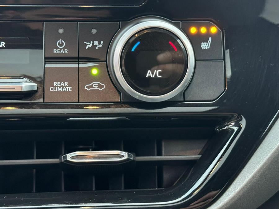 2021 Toyota Highlander XLE AWD (Natl), available for sale in Union, New Jersey | Drive Auto Boutique. Union, New Jersey 2021 Toyota Highlander XLE AWD (Natl), available for sale in Union, New Jersey | Drive Auto Boutique. Union, New Jersey