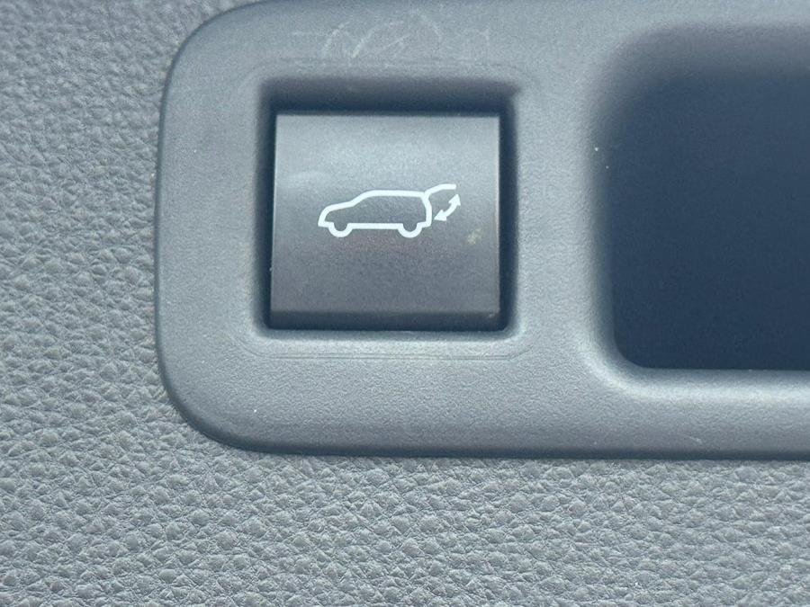 2021 Toyota Highlander XLE AWD (Natl), available for sale in Union, New Jersey | Drive Auto Boutique. Union, New Jersey 2021 Toyota Highlander XLE AWD (Natl), available for sale in Union, New Jersey | Drive Auto Boutique. Union, New Jersey