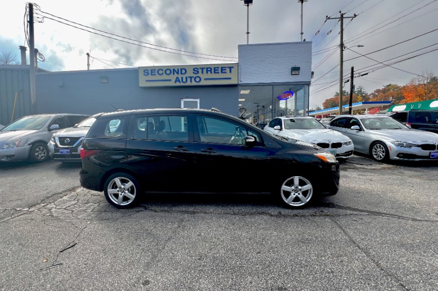 Used Mazda Mazda5 4dr Wgn Auto Grand Touring 2014 | Second Street Auto Sales Inc. Manchester, New Hampshire