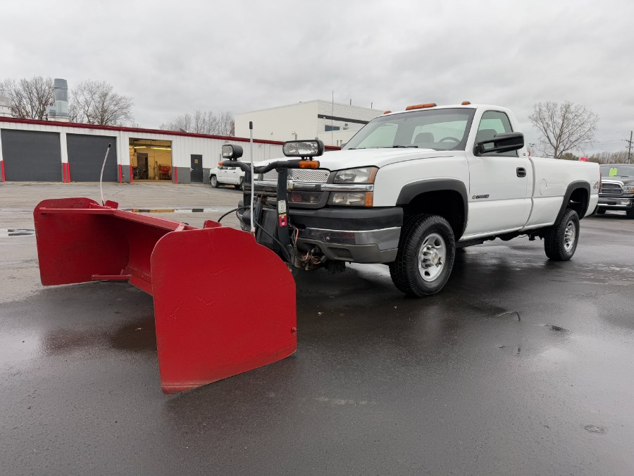 Used 2004 Chevrolet Silverado 2500HD in Ortonville, Michigan | Marsh Auto Sales LLC. Ortonville, Michigan