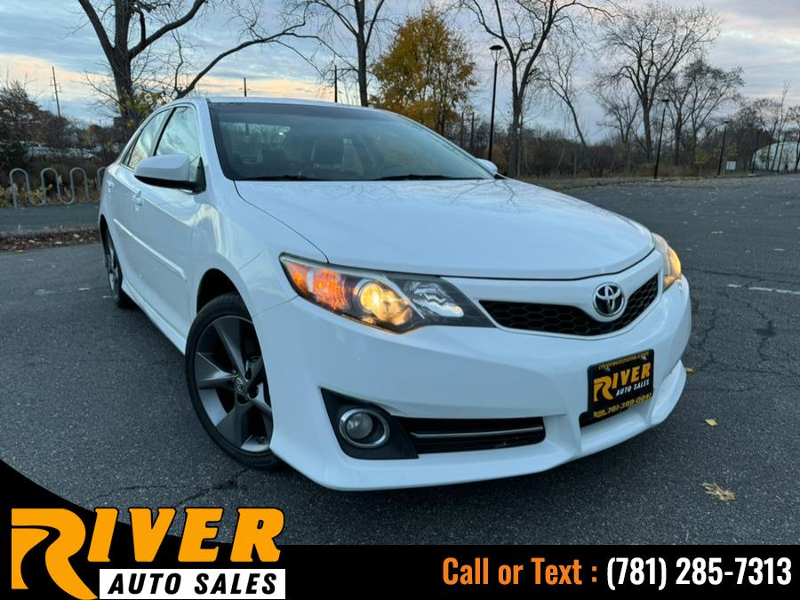 Used Toyota Camry 4dr Sdn V6 Auto SE (Natl) *Ltd Avail* 2014 | River Auto Sales. Malden, Massachusetts